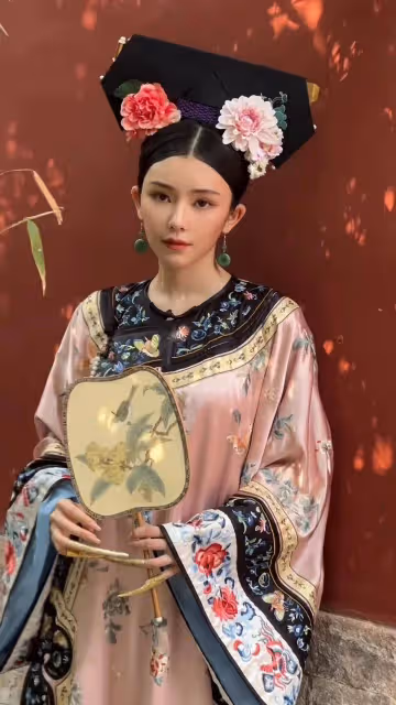 港姐季軍少露面，突然容貌變化極大！網民驚呼不認得：整了容？
