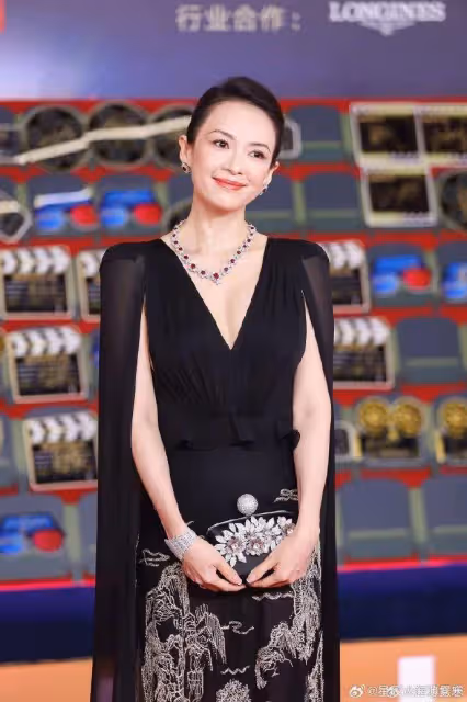 娜扎鍾楚曦高葉周也金晨紅毯爭艷!眾多美女誰最性感撩人