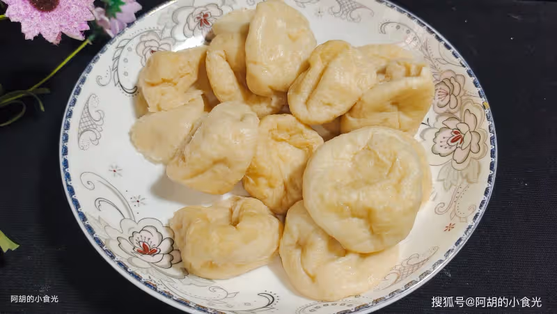 絲瓜和它絕配,後悔沒早發現!一鍋煮分分鐘做大餐,吃出滿口滑嫩、吃出滿嘴鮮