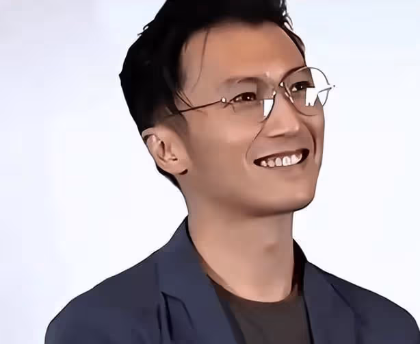 謝霆鋒兩面兼顧,最愛的是王菲,但也放不下張柏芝,都成受害者