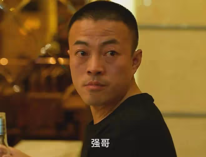 范偉新劇出演勞改犯,角色刻畫入骨三分,老將出馬吊打小鮮肉