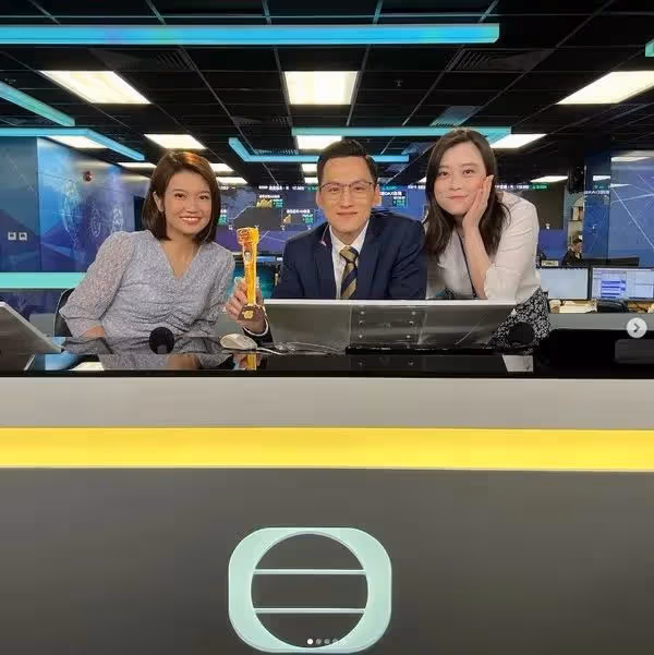 香港主播界吳彥祖宣布離巢有線新聞,獲女同事開心圍著歡送