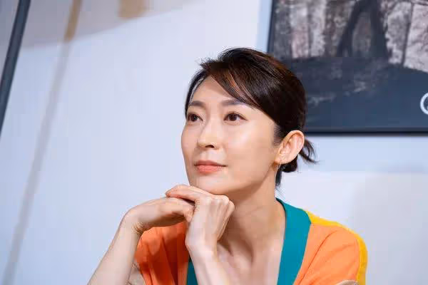 對台港劇將播，44歲男星離婚不敢再闖情關，前TVB女星單身十年仍未婚