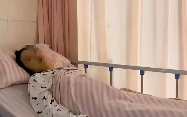 紀實女網紅和男子去新疆旅遊,酒店發生關係後,用力過猛女子受傷