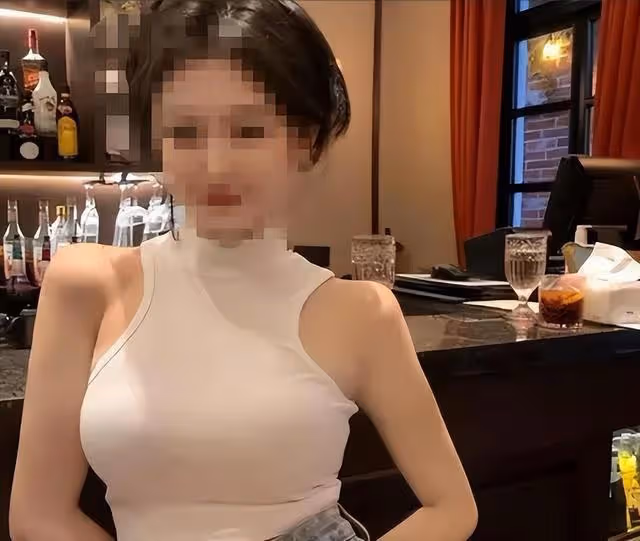 紀實女網紅和男子去新疆旅遊,酒店發生關係後,用力過猛女子受傷