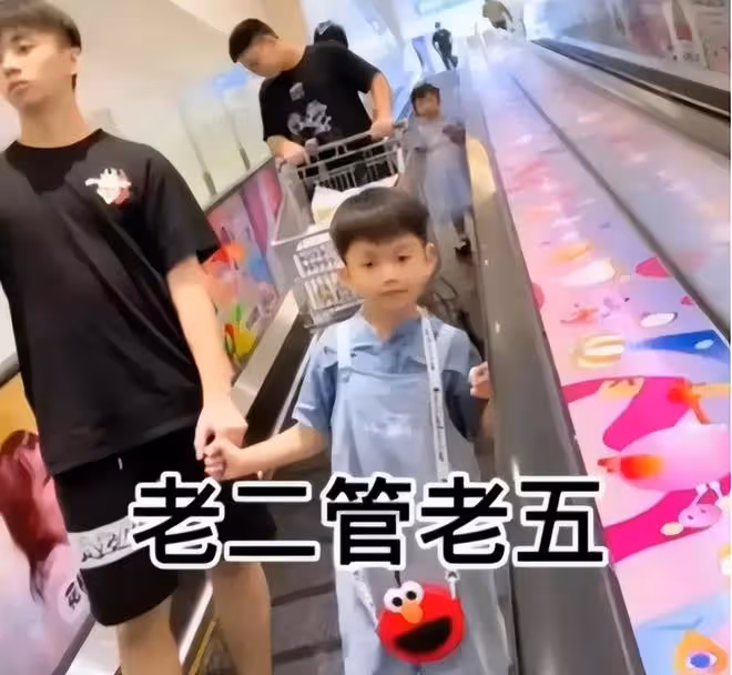 回顧:打工妹嫁給北大精英,婚後連生7胎:不想浪費丈夫基因