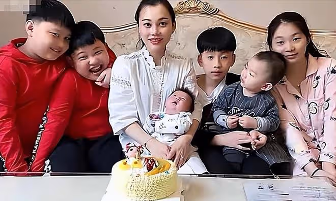 回顧:打工妹嫁給北大精英,婚後連生7胎:不想浪費丈夫基因