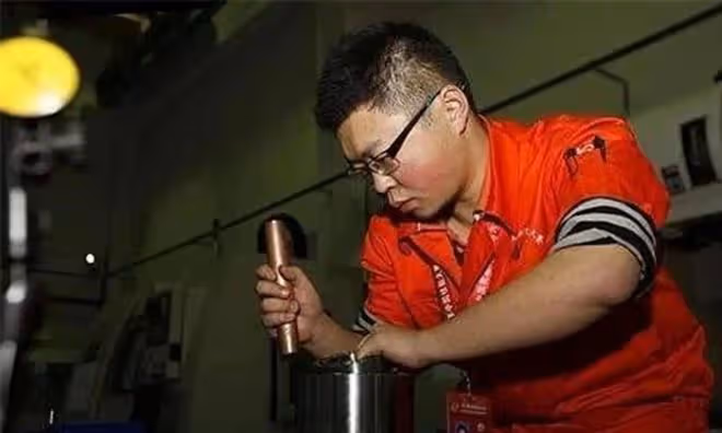 回顧:棄北大擇技校,追夢學霸周浩的錯位人生,現在如何了?