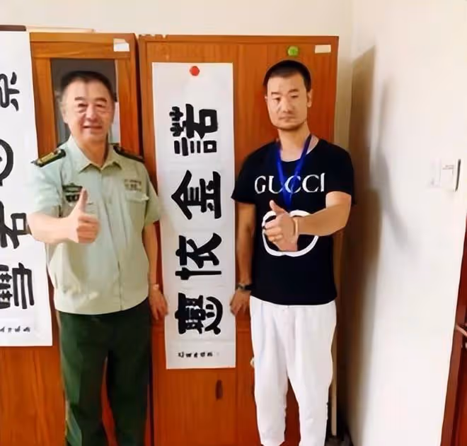 回顧:一小伙為了百萬高薪去伊拉克當僱傭兵,他有怎樣的結局