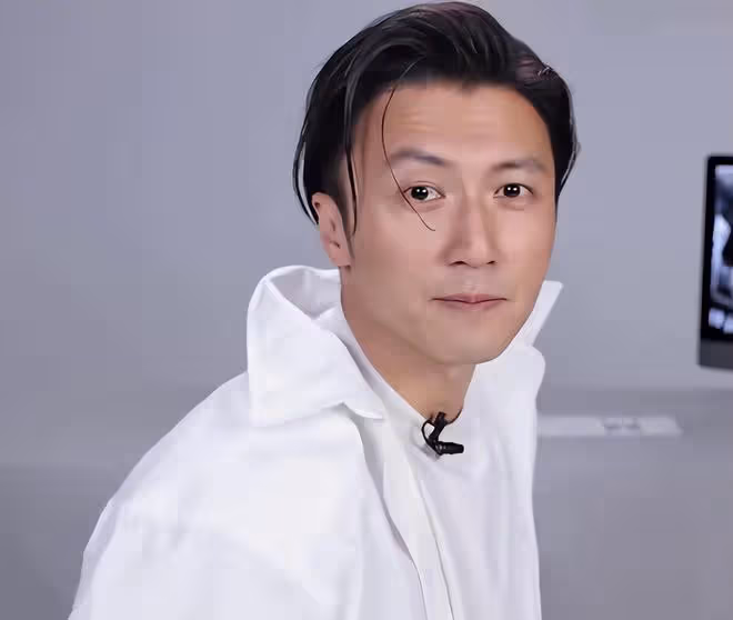 謝霆鋒《海關戰線》來了,沒想到真敢拍,光預告片就連刷三遍