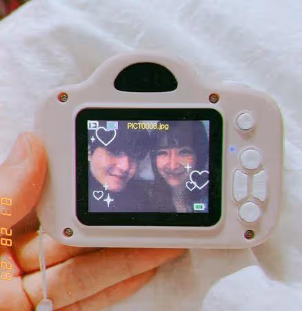 《戀愛兄妹》CP放閃!智媛首開IG被疑分手 草莓王子宰亨人氣狂飆