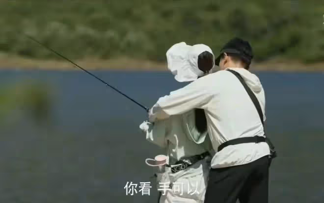 玫瑰的故事:黃振華也渣!接吻瞄魚竿、犯蘇禁忌談洗澡他居心何在
