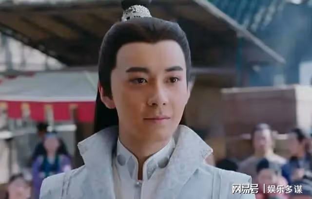 七年過去，黃蓉變嬌妻，郭靖太虛弱，梅超風不瘋了，楊康像反派
