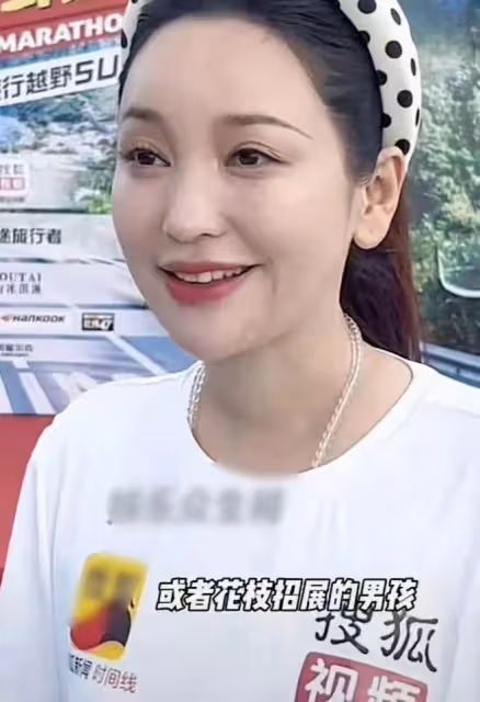 鞠婧禕近照變樣,金莎臉僵浮腫,這6位明星動臉後遺症都出來了