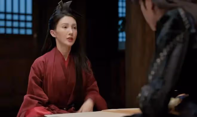 鞠婧禕近照變樣,金莎臉僵浮腫,這6位明星動臉後遺症都出來了