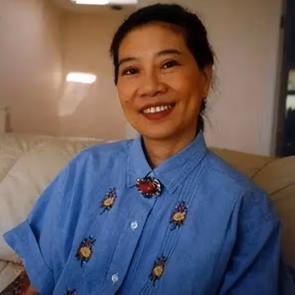 《玫瑰的故事》作者19歲離婚,搶閨蜜男朋友,人生比小說更精彩