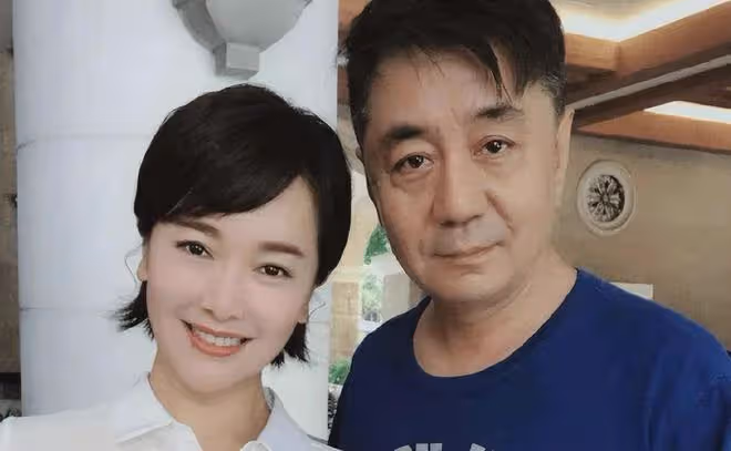 可惜了!46歲左小青超級美,13歲女兒卻是路人臉,基因咋傳的?