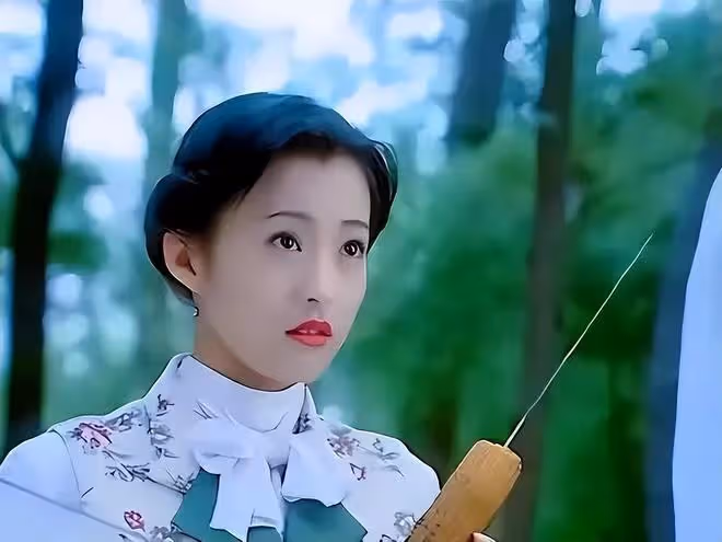 太良心了吧!郝蕾表演班收費標準曝光,比課外班便宜多了