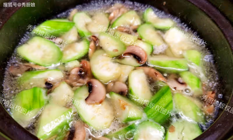 「夏補鉀,體不乏」,建議多吃5種高鉀食物,腿腳有勁,精神頭足