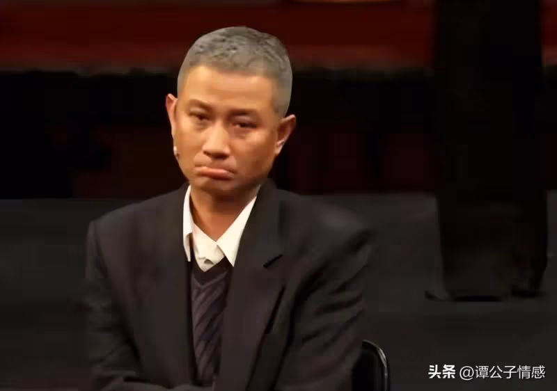 馬伊琍女兒父親節曬照,與爸爸文章罕見同框,40歲文章已滿頭白髮
