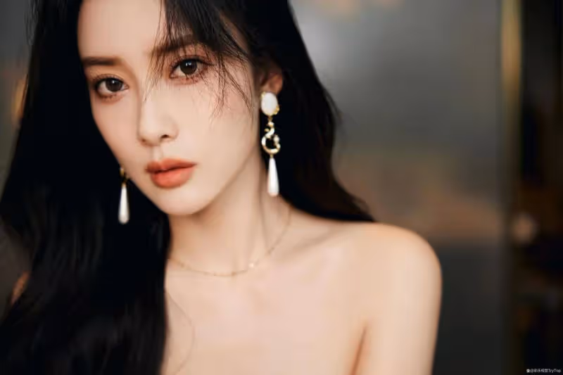 包上恩周一圍新射鵰慘遭吐槽!孟子義演梅超風瞎子穿得像新娘子