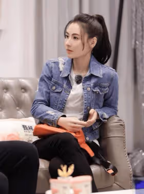 謝霆鋒不再隱瞞,與張柏芝約定生三胎,謝賢氣到住院