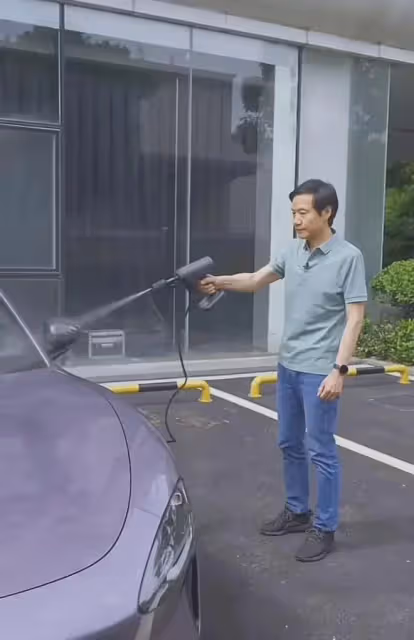笑死!雷軍發洗車視頻,狂吹自家洗車器,正式帶貨,網友徹底炸鍋