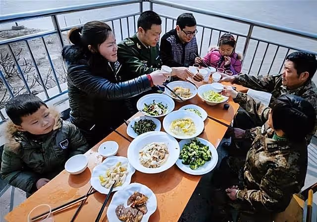 回顧:夫妻駐守孤島32年,無電無淡水年薪5000,黑夜裡靠喝酒壯膽