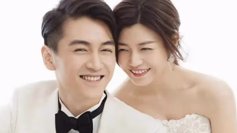 陳妍希被爆8年婚姻破裂　陳曉去年底提離婚「願淨身出戶」