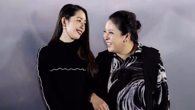 向佐兒子低調慶兩歲生日,郭碧婷攜子回娘家,豪門慶生方式引猜疑