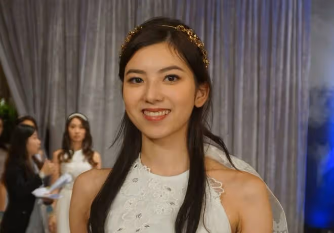 落選港姐發文大談選美經歷！8年後美貌依然！妹妹曾獲友誼小姐
