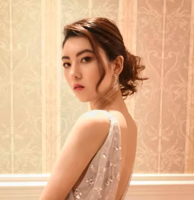 落選港姐發文大談選美經歷！8年後美貌依然！妹妹曾獲友誼小姐