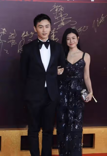 陳曉陳妍希被曝婚變,男方提離婚願凈身出戶,已拉黑女方聯繫方式