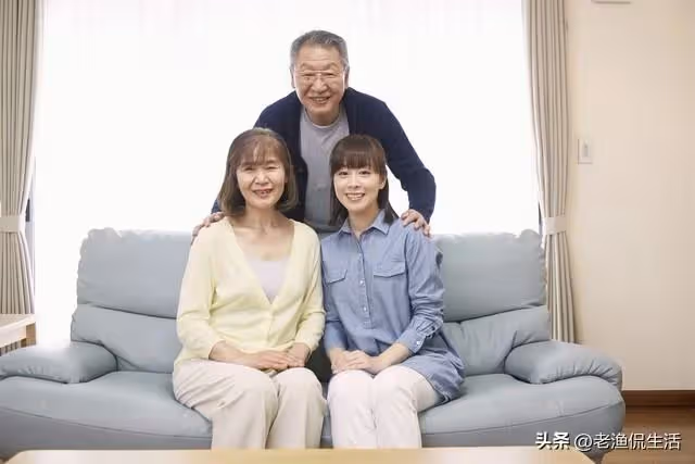 婆家答應給72萬8聘金，我婚前意外懷孕了「婆婆反悔不給聘金」結果「全程沈默的公公突然冒出一句話」我當場淚崩