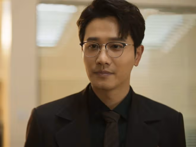 《玫瑰的故事》直到黃亦玫二婚六十歲富豪，才明白，莊國棟輸慘了