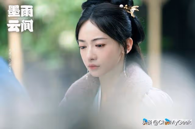 冰山美男愛上復仇大女主,《墨雨雲間》上線Netflix沖收視榜首!
