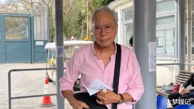 爺孫戀「未婚妻被判刑」坐牢,73歲男星痛哭:一定會等妳