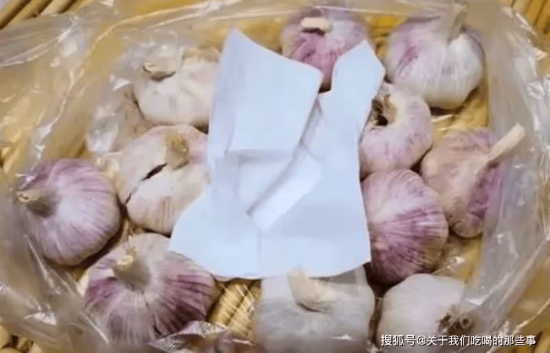 原來保存大蒜這麼簡單,不發芽不幹癟,放三個月不壞,方法真實用