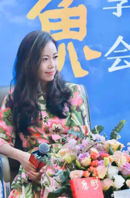 TVB視後罕見分享兩段感情經歷,18歲愛上萬梓良,還曾與江華有過一段不倫戀
