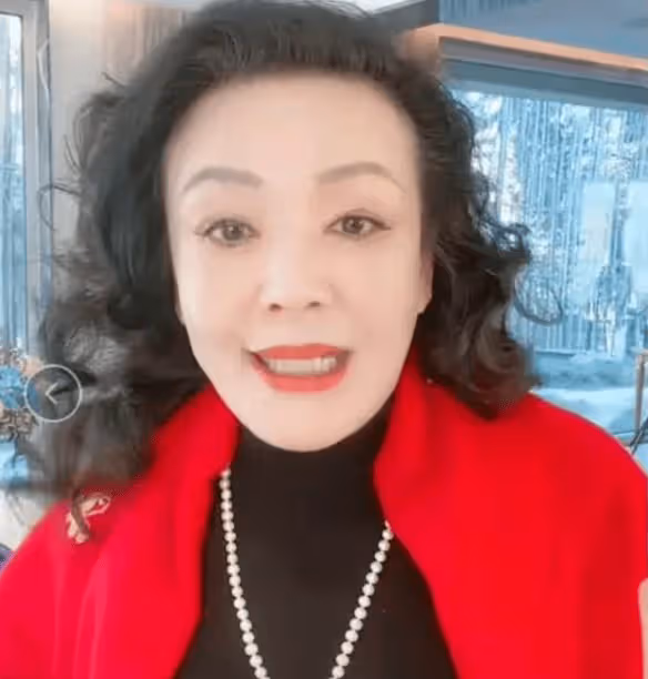 氣死大S!汪小菲高調曬北京四合院,與張蘭一起在四合院宴請麻六記員工