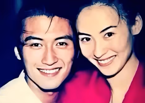 要復婚?張柏芝帶娃夜宿謝霆鋒豪宅,謝賢態度說明一切