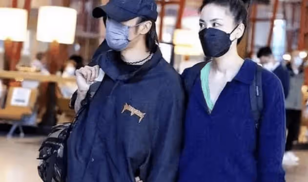 張柏芝小兒的一聲「爸爸」,王菲與謝霆鋒十年同床全成了笑話:自作孽不可活!