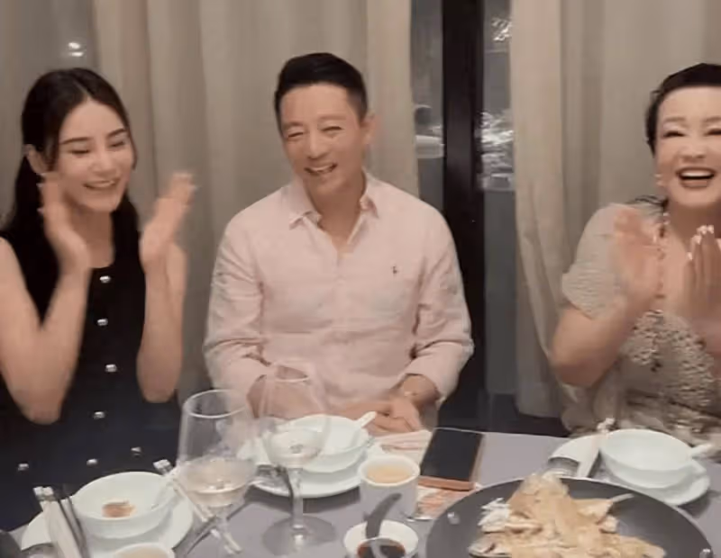 汪小菲帶新婚妻子與張蘭聚餐,馬筱梅已改口喊媽
