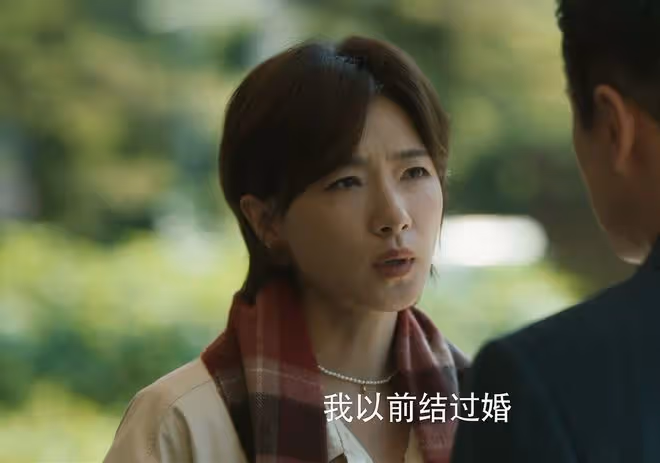 《玫瑰的故事》直到蘇蘇被繼父曝光性侵,才知道,她和黃振華完了