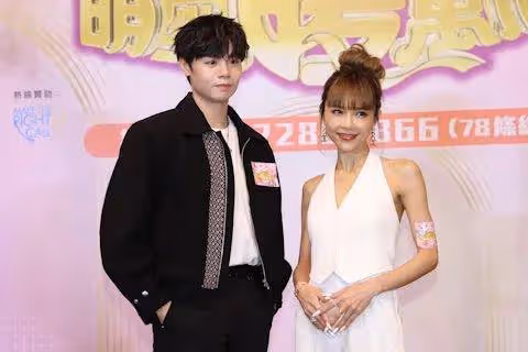 傳姐弟戀後首同框！知名女歌手直言不尷尬，TVB小生專注事業不考慮拍拖