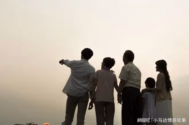 陪伴父母越多的子女越不被看好,常年不在家的,反而總被父母誇讚