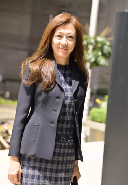 29歲TVB女星身材火辣,被爆戀上前港姐60歲前夫!男主大讚女方純品