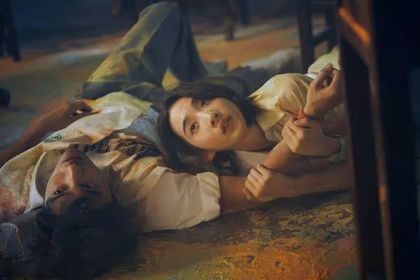 《夏日的檸檬草》李沐和婁峻碩大打出手！　十字固定、戳鼻孔賤招全來