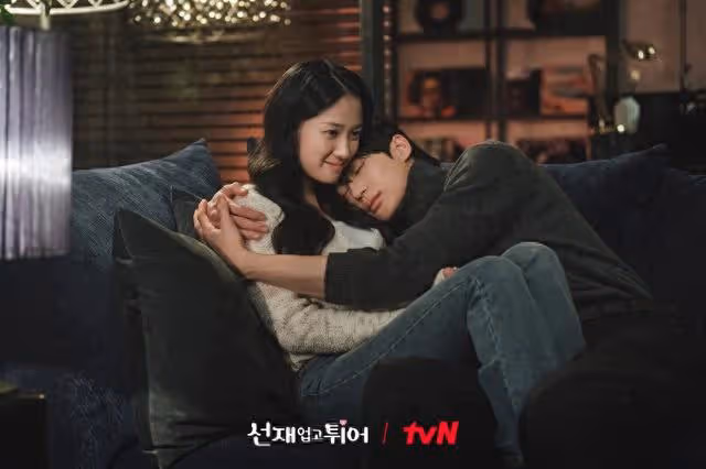 韓劇黑馬《背著善宰跑》值得追!青春住了彼此 穿越時空也要接住你