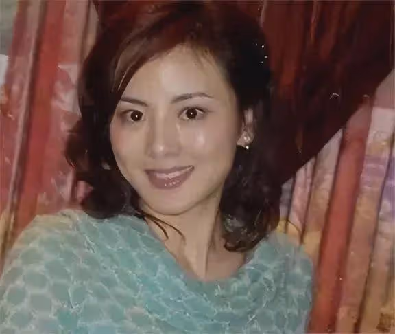 她為愛退圈做家庭婦女,卻難逃七年之癢離婚,45歲為兒子仍單身
